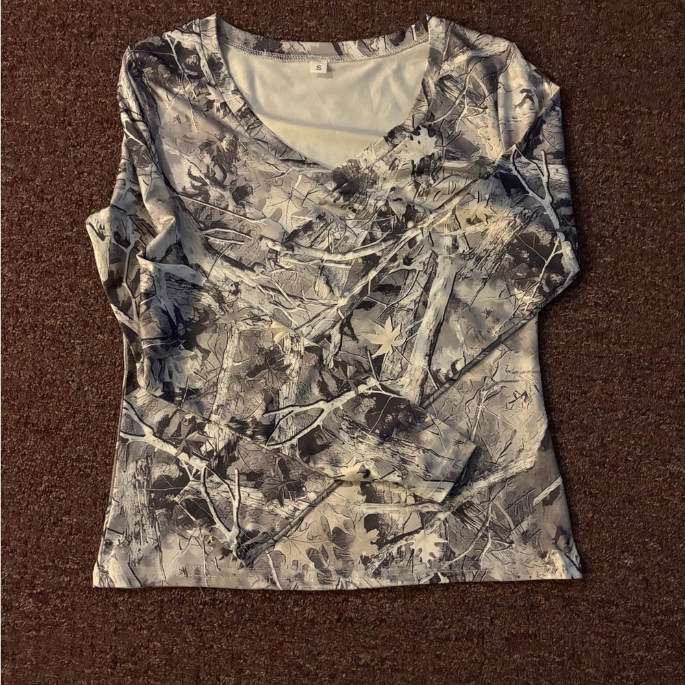 SHEIN Gray Camouflage Long Sleeve Top